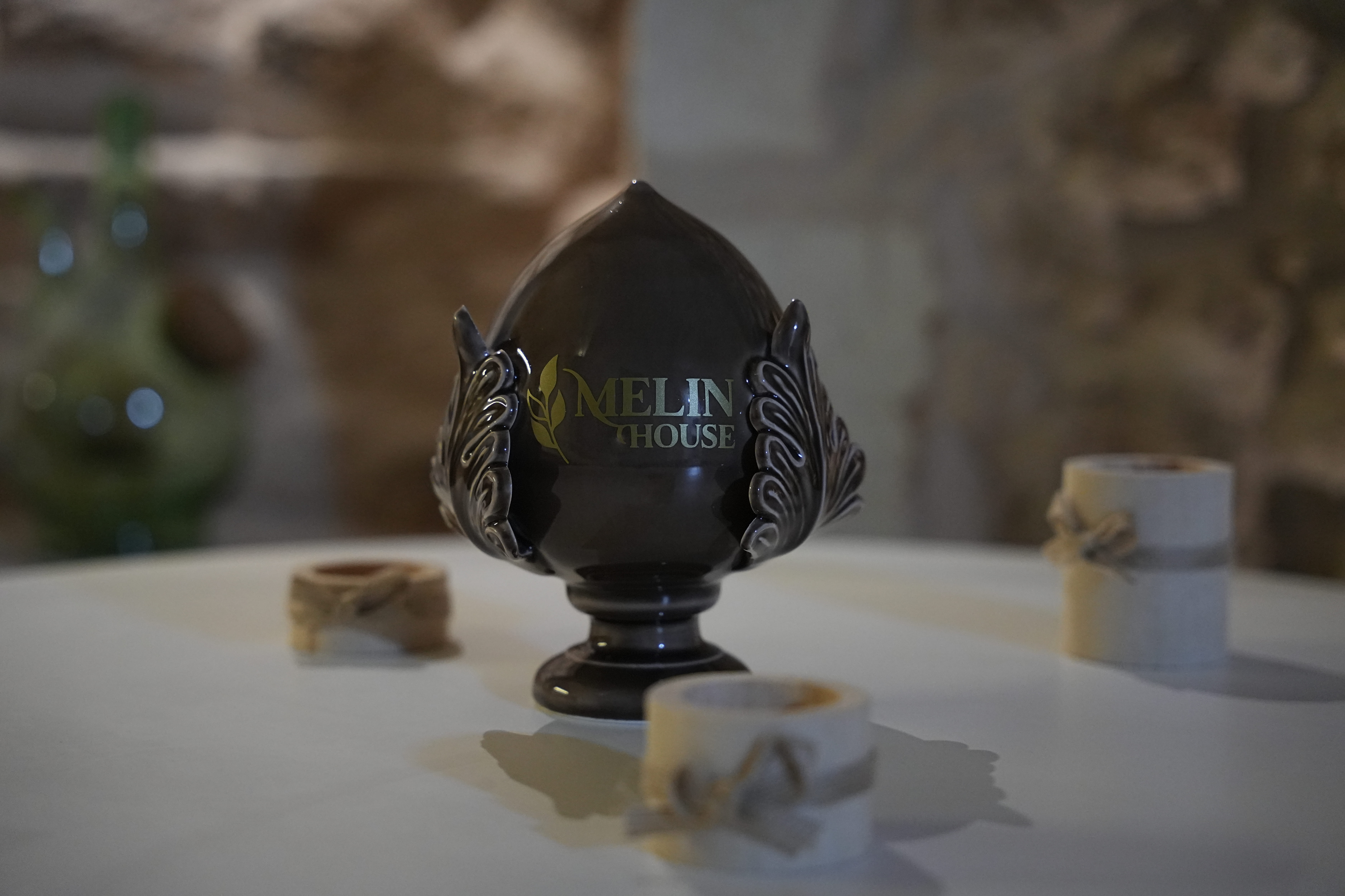 Pumo MelinHouse e candele accese in suite